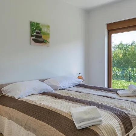 Gorgeous In Buici With Kitchen Buici (Istria)